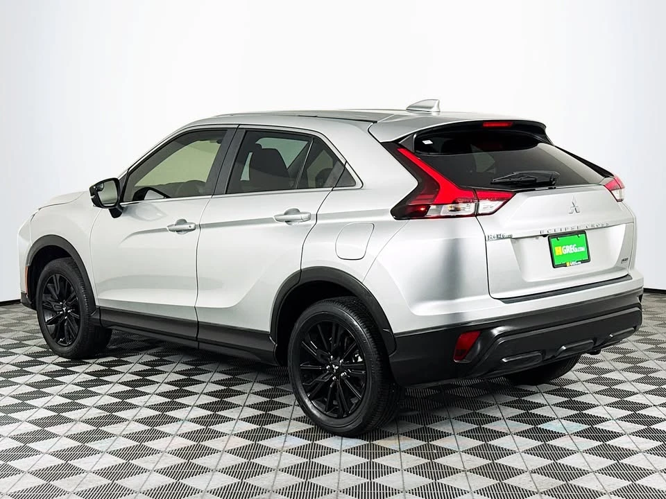 2023 Mitsubishi Eclipse Cross - Image 3 of 19