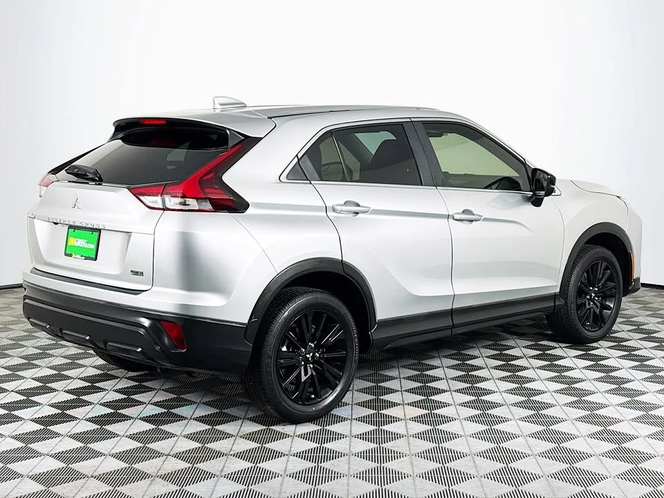 2023 Mitsubishi Eclipse Cross - Image 5 of 19
