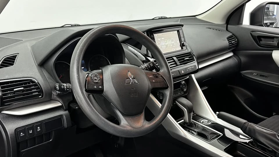 2023 Mitsubishi Eclipse Cross - Image 8 of 20
