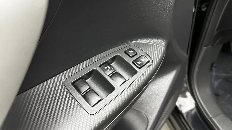 2023 Mitsubishi Eclipse Cross - Image 10 of 20