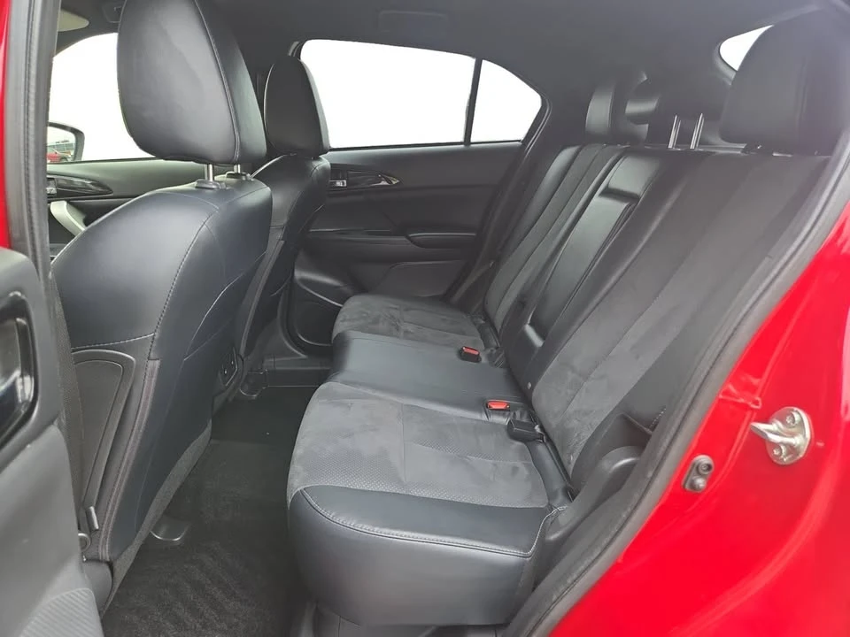 2023 Mitsubishi Eclipse Cross - Image 13 of 14