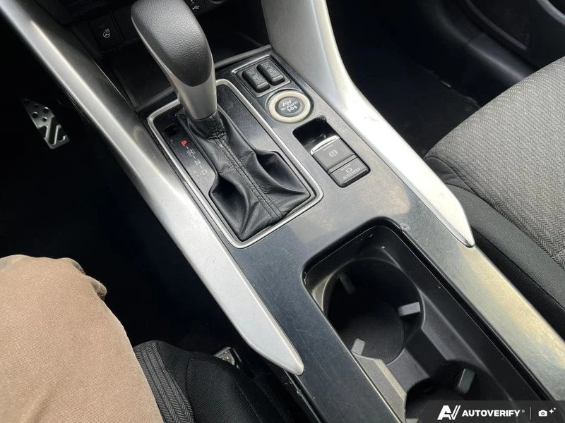2023 Mitsubishi Eclipse Cross - Image 13 of 20