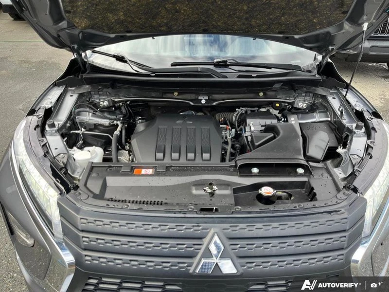 2023 Mitsubishi Eclipse Cross - Image 8 of 20