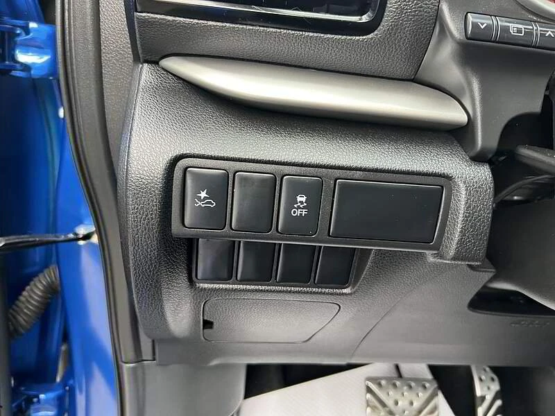 2023 Mitsubishi Eclipse Cross - Image 13 of 19