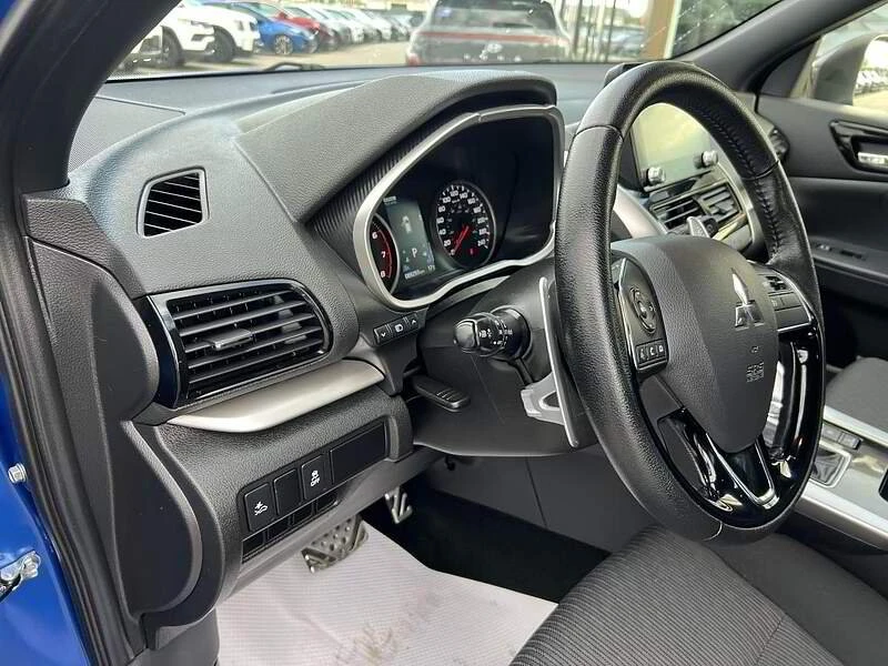 2023 Mitsubishi Eclipse Cross - Image 14 of 19
