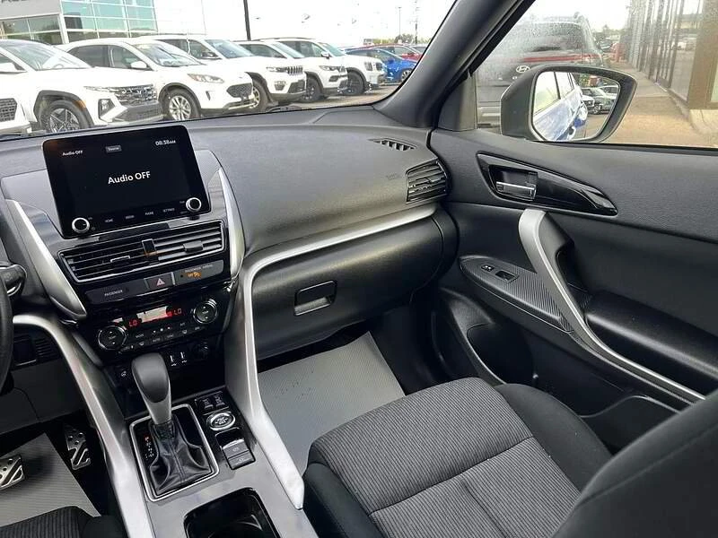 2023 Mitsubishi Eclipse Cross - Image 9 of 19