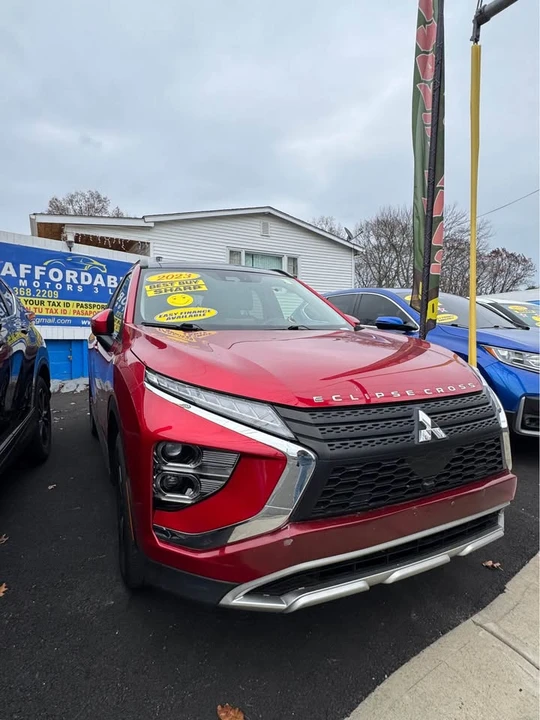 2023 Mitsubishi Eclipse Cross - Image 2 of 11