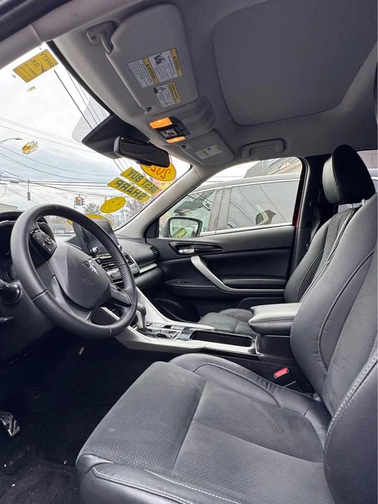 2023 Mitsubishi Eclipse Cross - Image 4 of 11