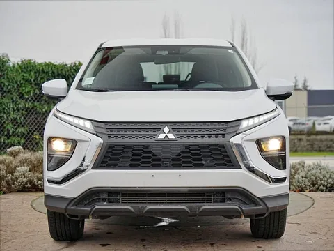 2023 Mitsubishi Eclipse Cross ES
