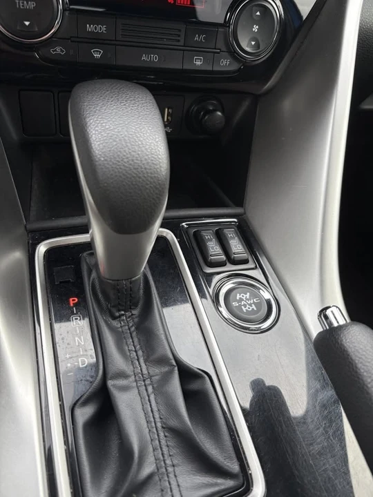 2023 Mitsubishi Eclipse Cross - Image 13 of 15