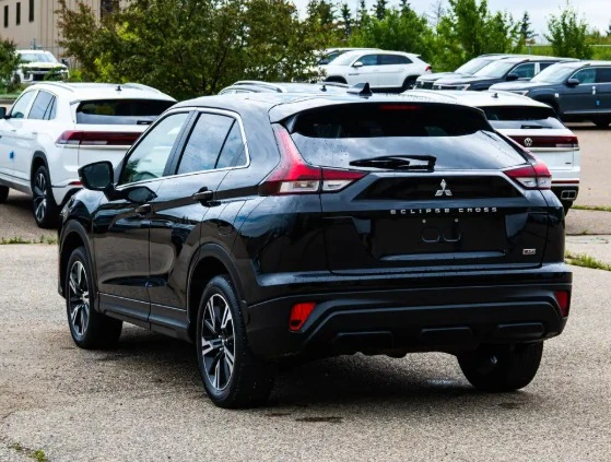 2023 Mitsubishi Eclipse Cross - Image 7 of 9