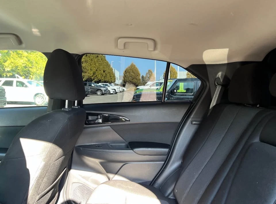 2023 Mitsubishi Eclipse Cross - Image 9 of 13