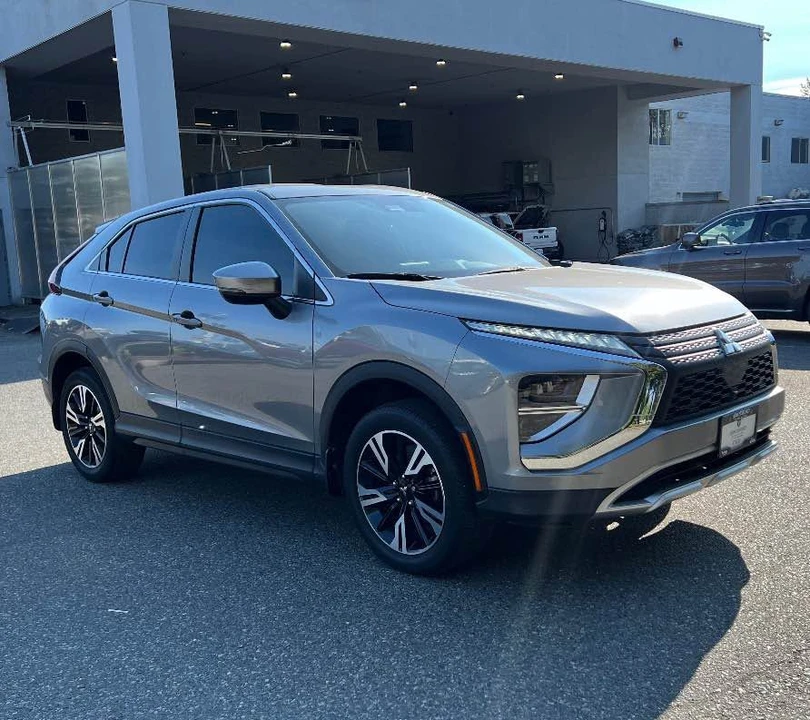 2023 Mitsubishi Eclipse Cross - Image 8 of 13