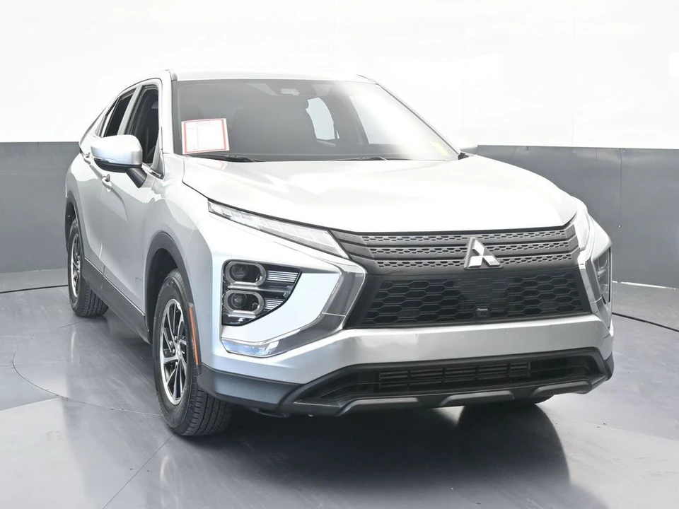 2023 Mitsubishi Eclipse Cross - Image 9 of 12