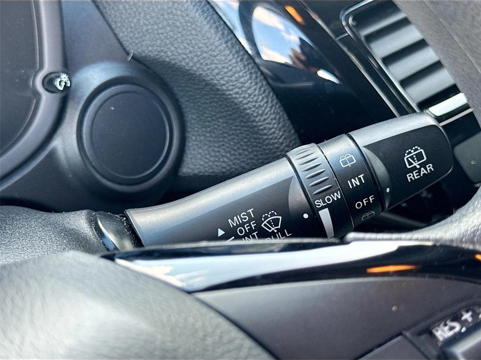 2023 Mitsubishi Eclipse Cross - Image 6 of 21
