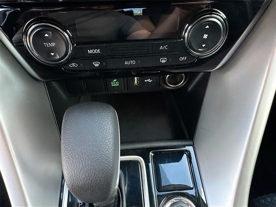 2023 Mitsubishi Eclipse Cross - Image 15 of 21