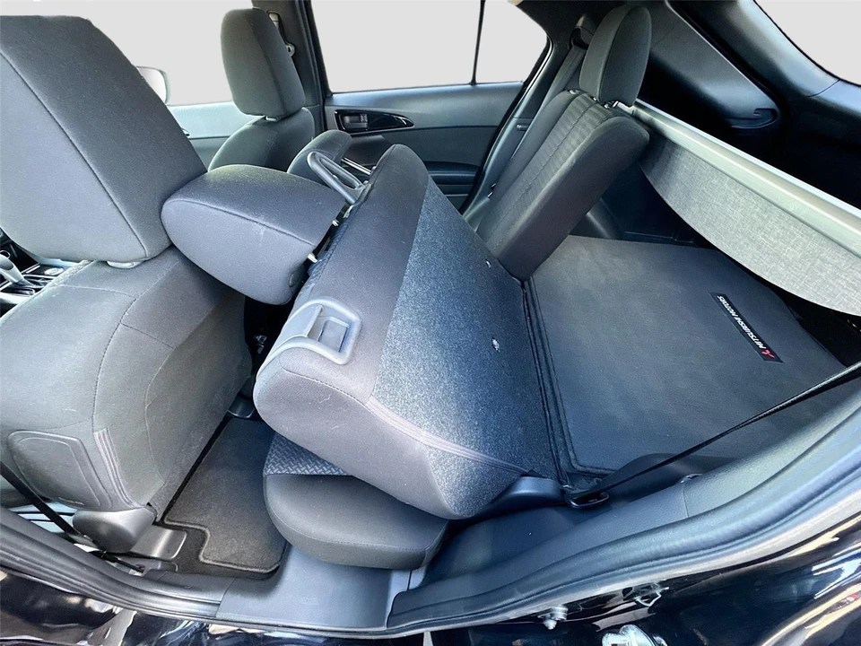 2023 Mitsubishi Eclipse Cross - Image 19 of 21