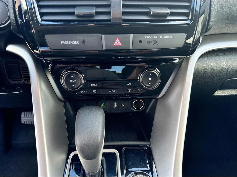 2023 Mitsubishi Eclipse Cross - Image 11 of 21