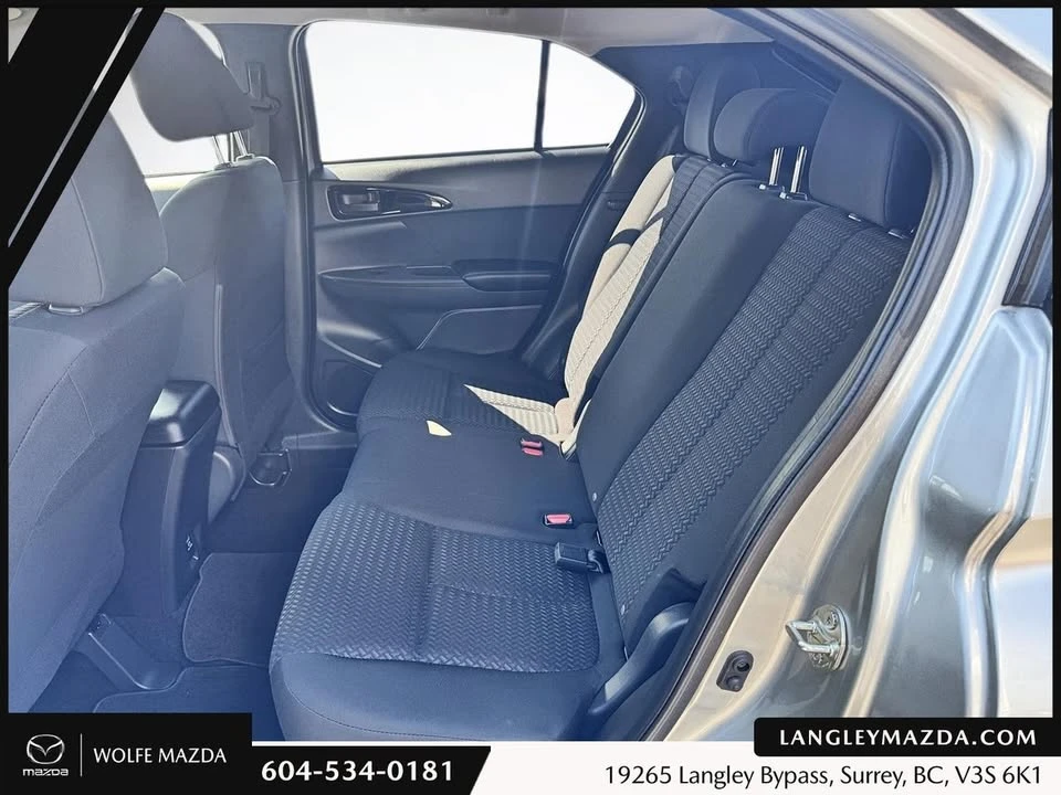 2023 Mitsubishi Eclipse Cross - Image 9 of 15