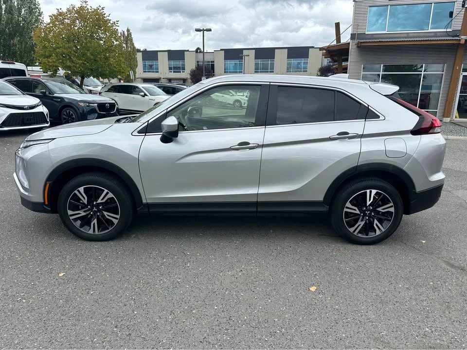 2023 Mitsubishi Eclipse Cross - Image 9 of 15