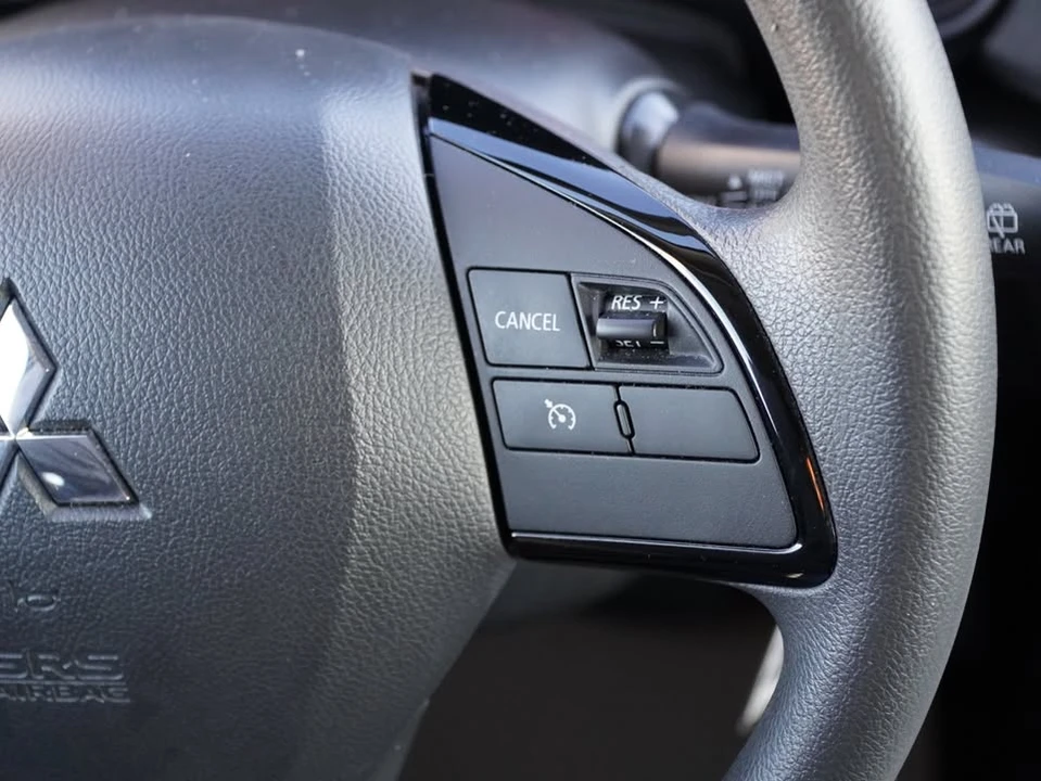 2023 Mitsubishi Eclipse Cross - Image 15 of 20