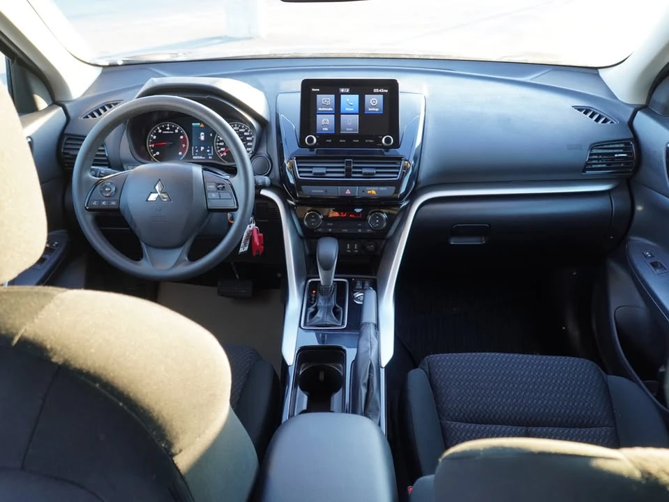 2023 Mitsubishi Eclipse Cross - Image 12 of 20