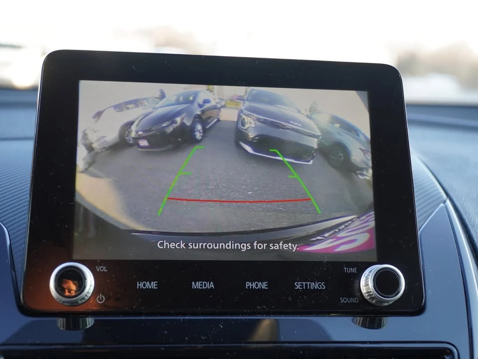 2023 Mitsubishi Eclipse Cross - Image 17 of 20