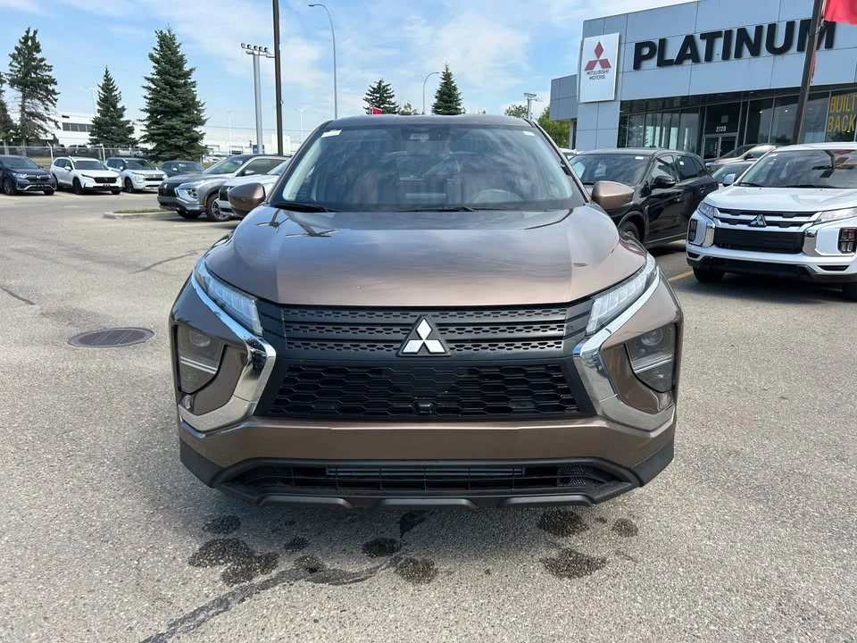 2023 Mitsubishi Eclipse Cross - Image 2 of 20