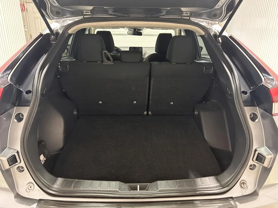 2023 Mitsubishi Eclipse Cross - Image 14 of 20