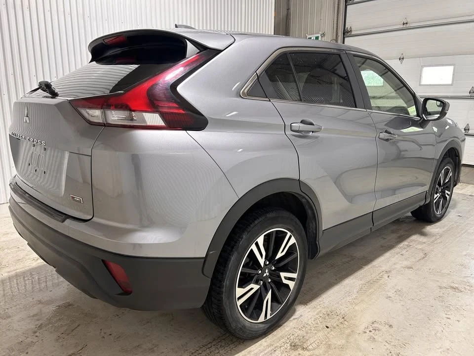 2023 Mitsubishi Eclipse Cross - Image 5 of 20
