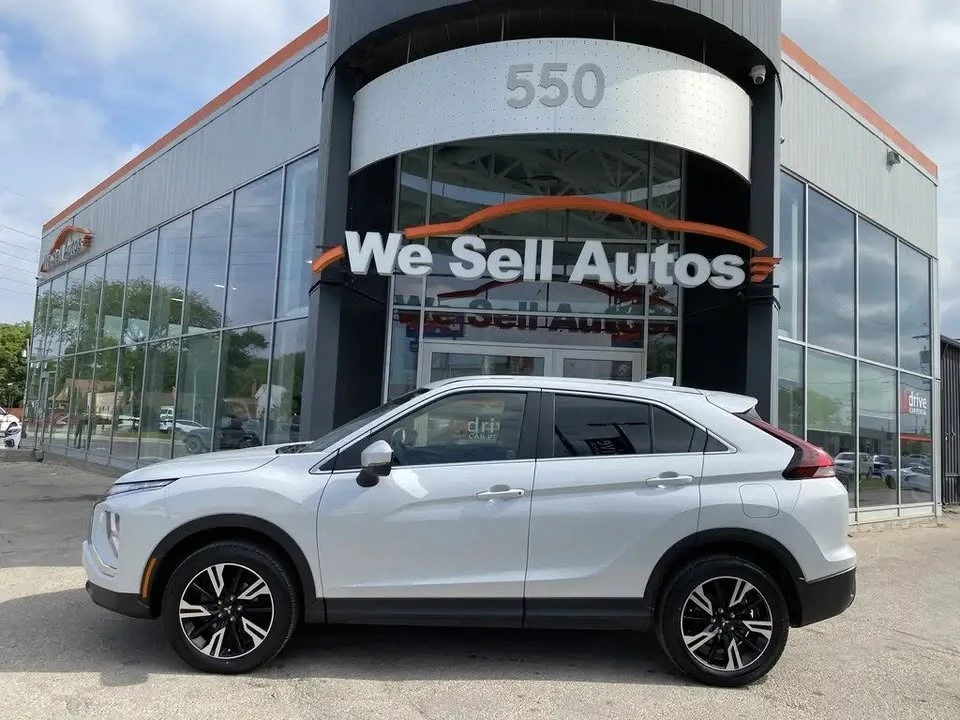2023 Mitsubishi Eclipse Cross - Image 2 of 9