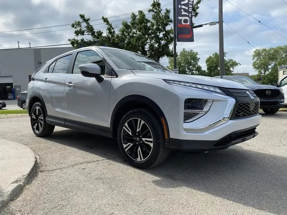 2023 Mitsubishi Eclipse Cross - Image 3 of 9