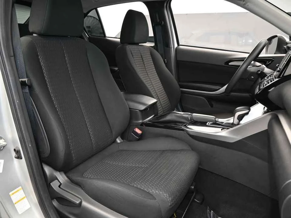 2023 Mitsubishi Eclipse Cross - Image 19 of 20