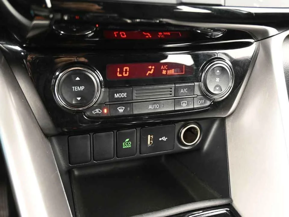 2023 Mitsubishi Eclipse Cross - Image 13 of 20