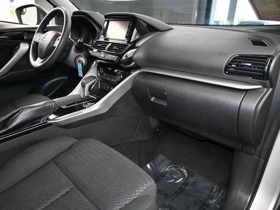 2023 Mitsubishi Eclipse Cross - Image 18 of 20