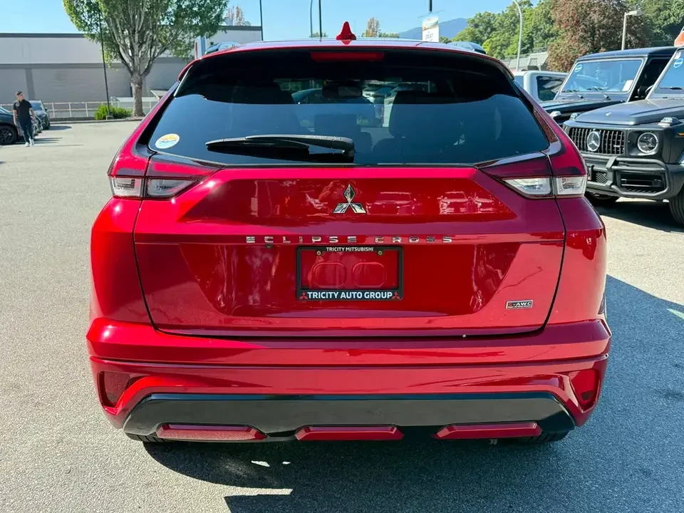 2023 Mitsubishi Eclipse Cross - Image 8 of 19