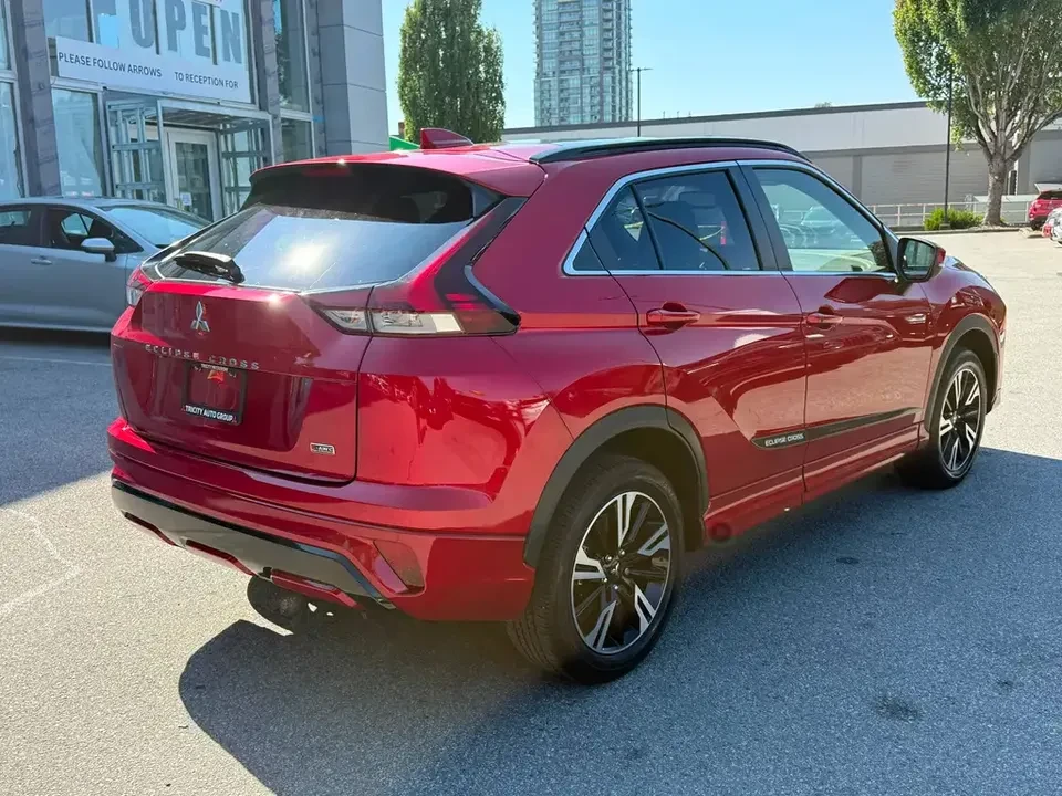 2023 Mitsubishi Eclipse Cross - Image 7 of 19