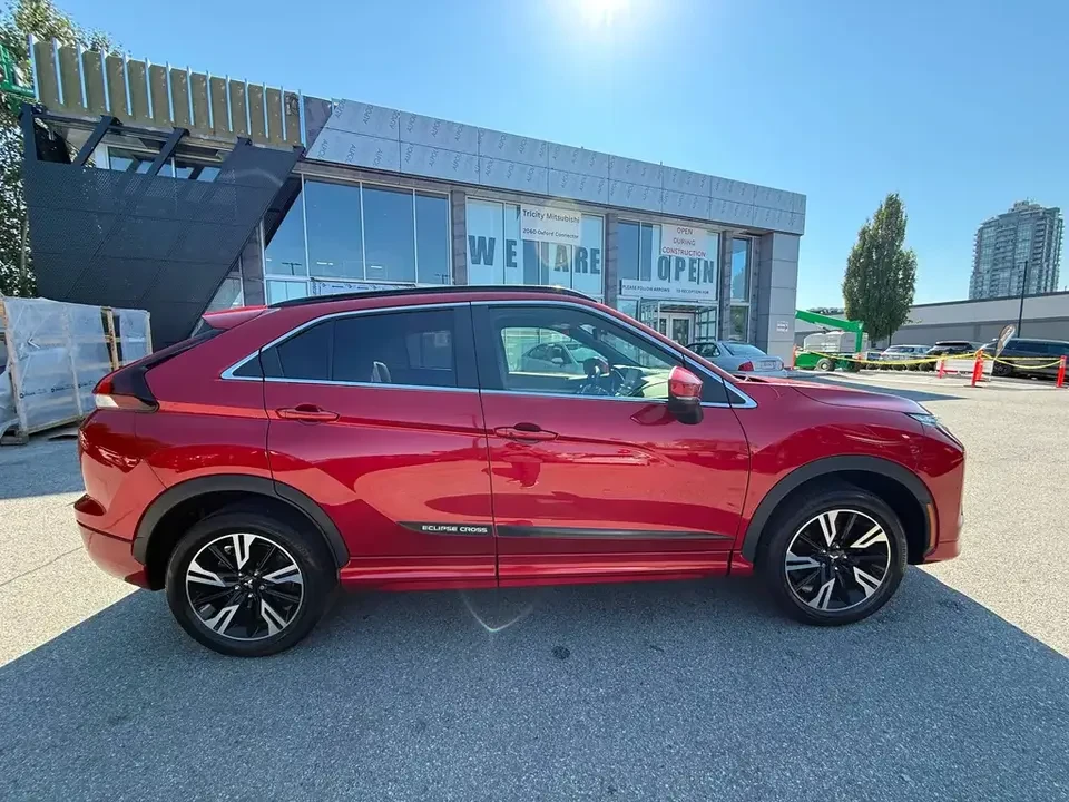 2023 Mitsubishi Eclipse Cross - Image 5 of 19