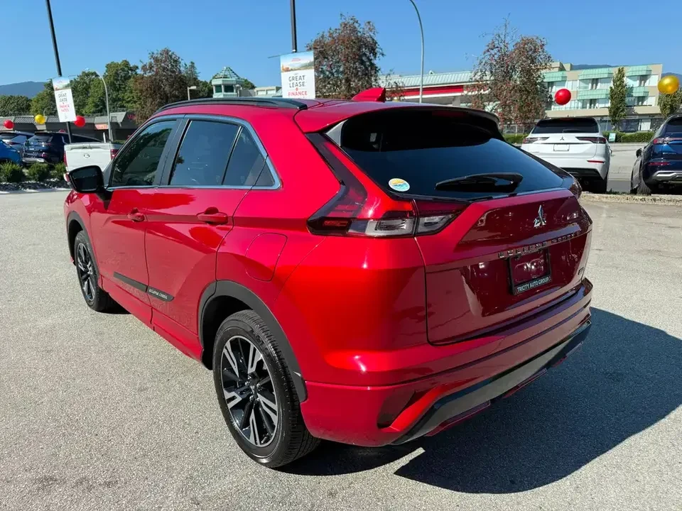 2023 Mitsubishi Eclipse Cross - Image 6 of 19