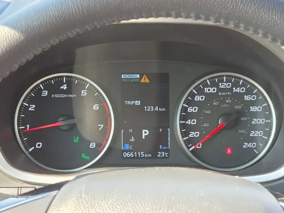 2023 Mitsubishi Eclipse Cross - Image 16 of 19