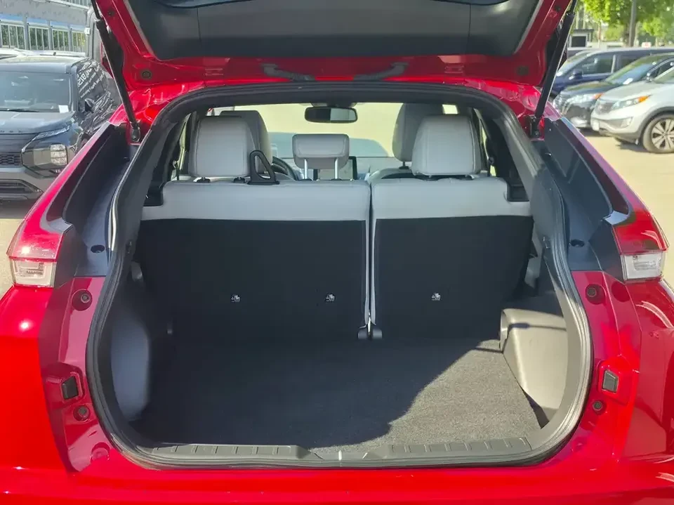 2023 Mitsubishi Eclipse Cross - Image 19 of 19