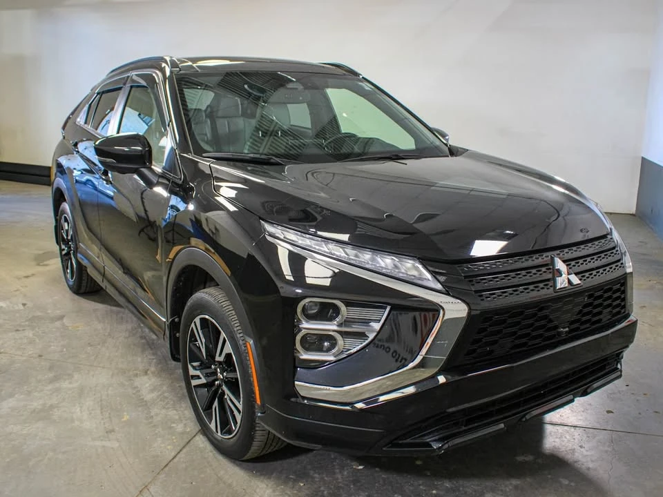 2023 Mitsubishi Eclipse Cross - Image 2 of 14