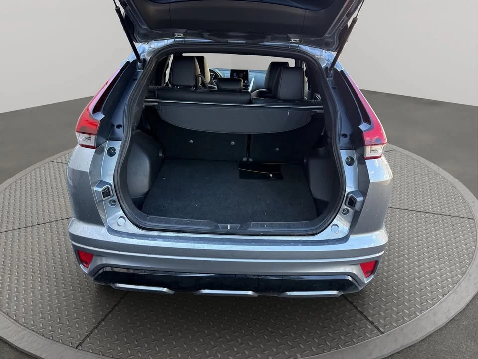 2023 Mitsubishi Eclipse Cross - Image 7 of 16