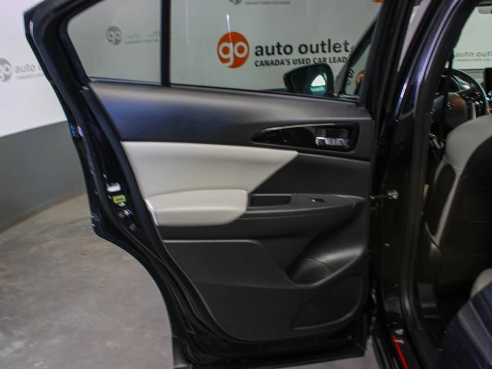2023 Mitsubishi Eclipse Cross - Image 9 of 14