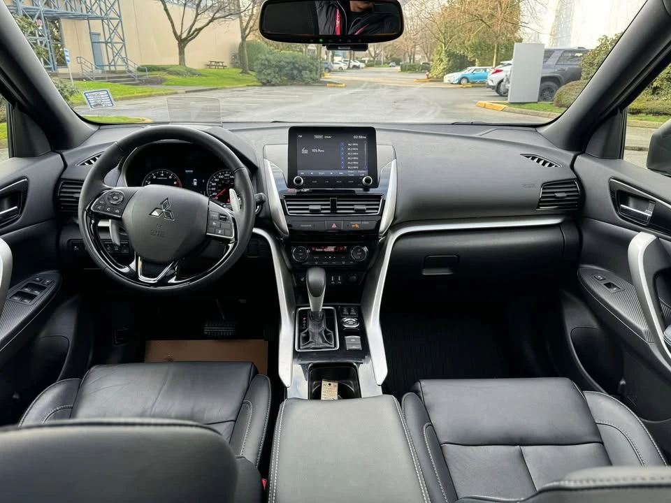 2023 Mitsubishi Eclipse Cross - Image 6 of 12