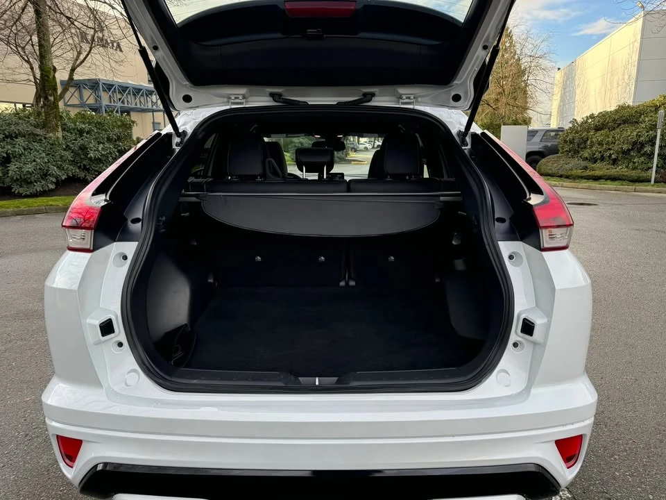 2023 Mitsubishi Eclipse Cross - Image 9 of 12
