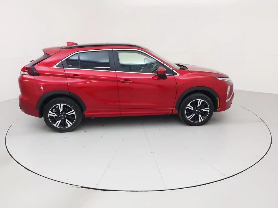 2023 Mitsubishi Eclipse Cross - Image 3 of 19