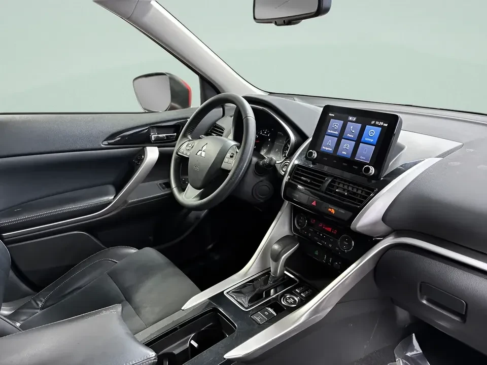 2023 Mitsubishi Eclipse Cross - Image 17 of 19