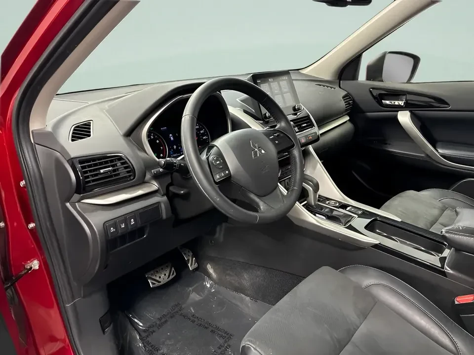 2023 Mitsubishi Eclipse Cross - Image 14 of 19