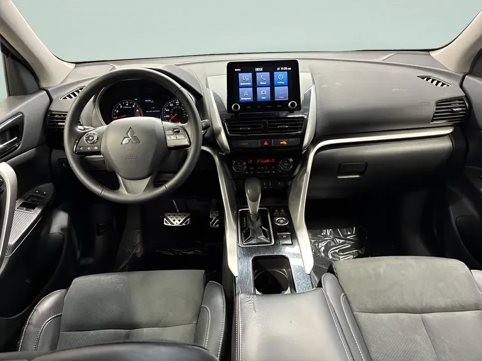2023 Mitsubishi Eclipse Cross - Image 7 of 19